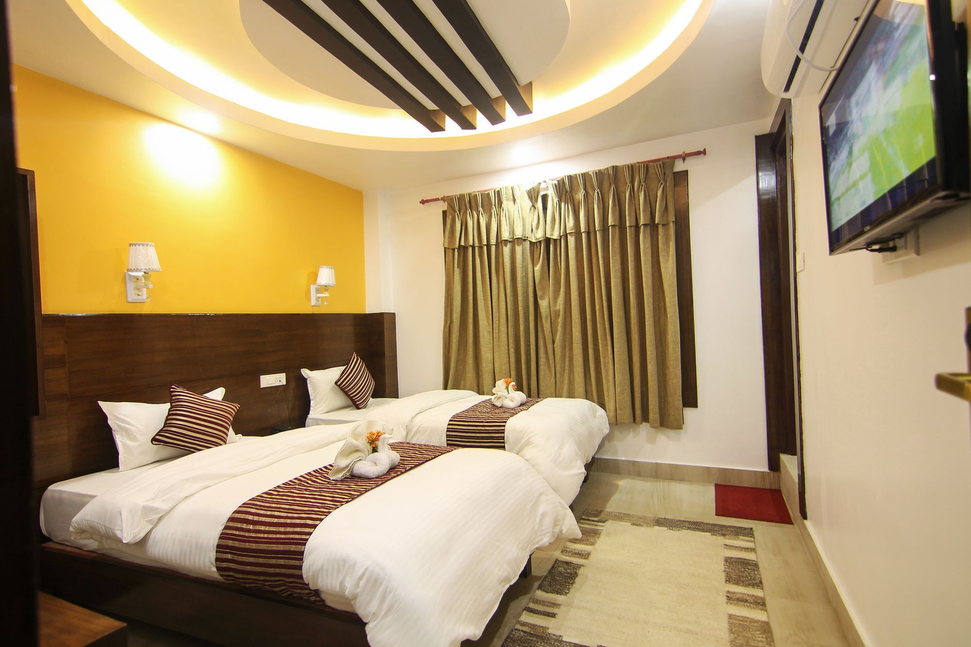 Hotel Lakeside بوكْرا المظهر الخارجي الصورة